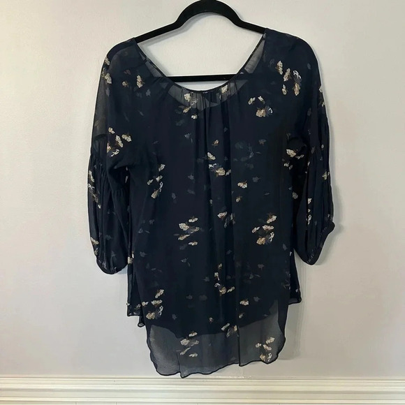 Club Monaco Women’s 3/4 Sleeve Navy 100% Silk Sheer Floral Blouse Size M GUC - Picture 9 of 9